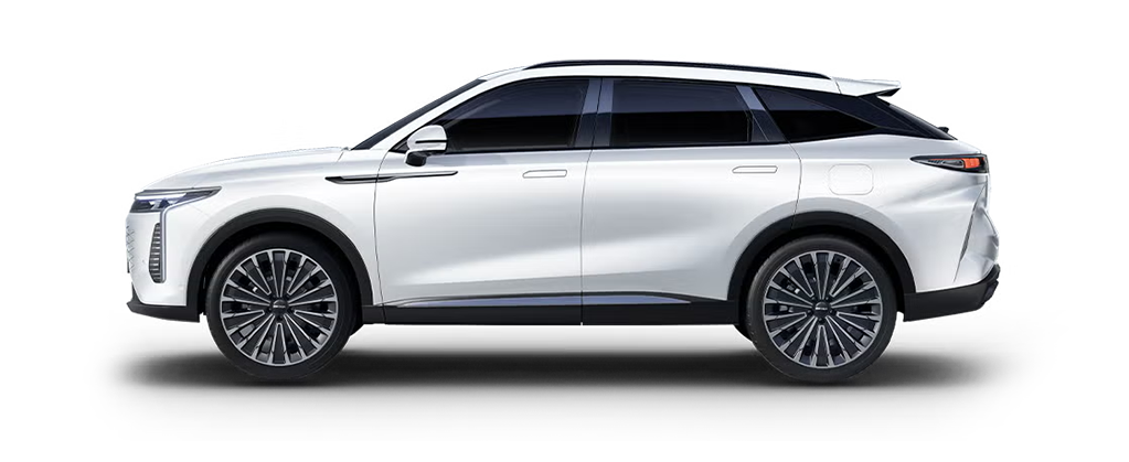 2026 Omoda 9 SHS plug-in hybrid SUV in Silk White